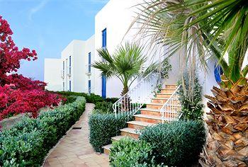 Cala La Luna Aparthotel Favignana