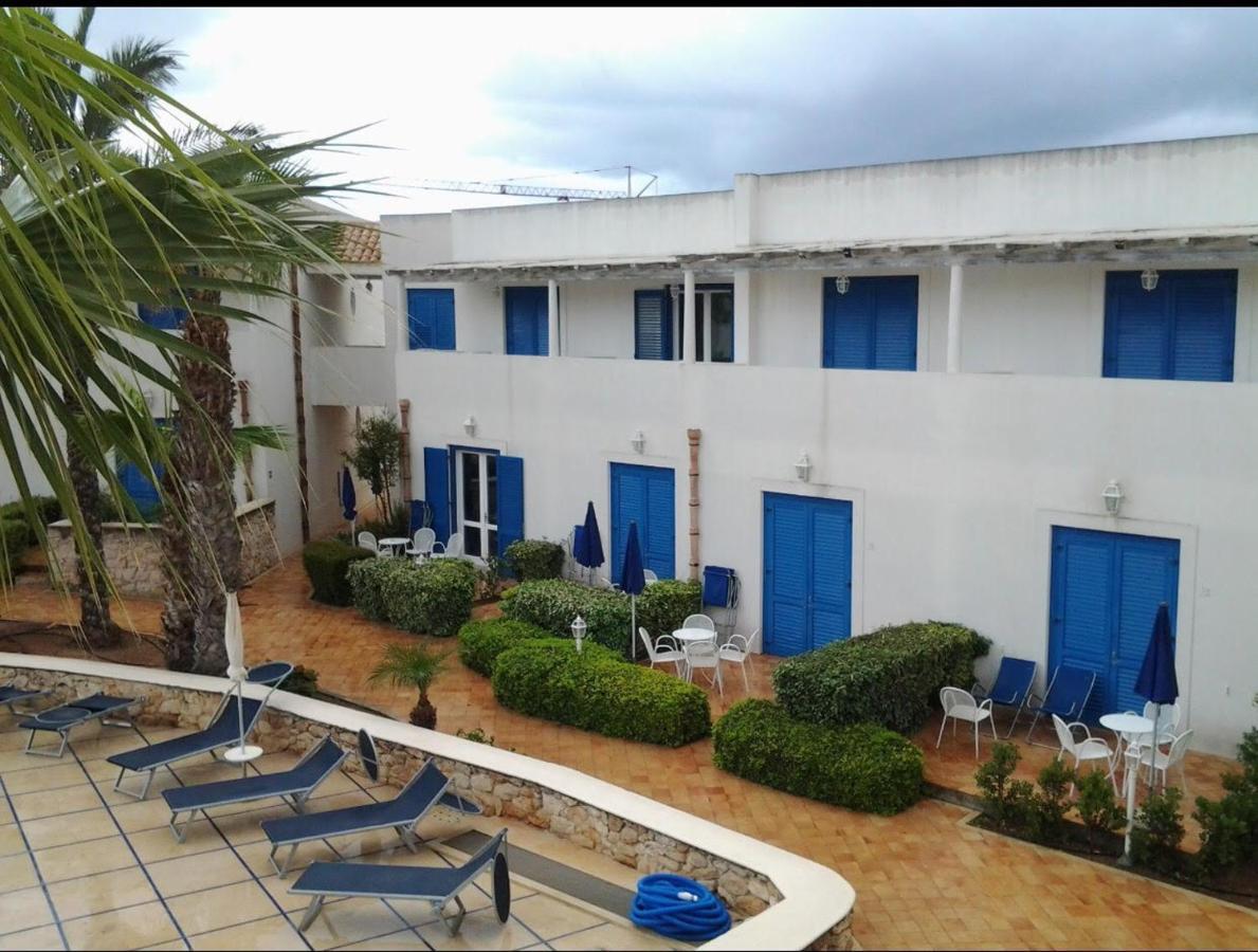 Cala La Luna Aparthotel