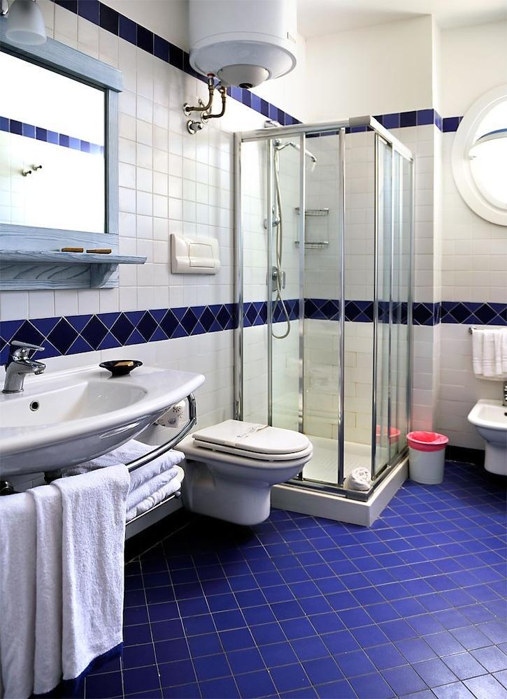 Villaggio Cala La Luna Aparthotel 4*