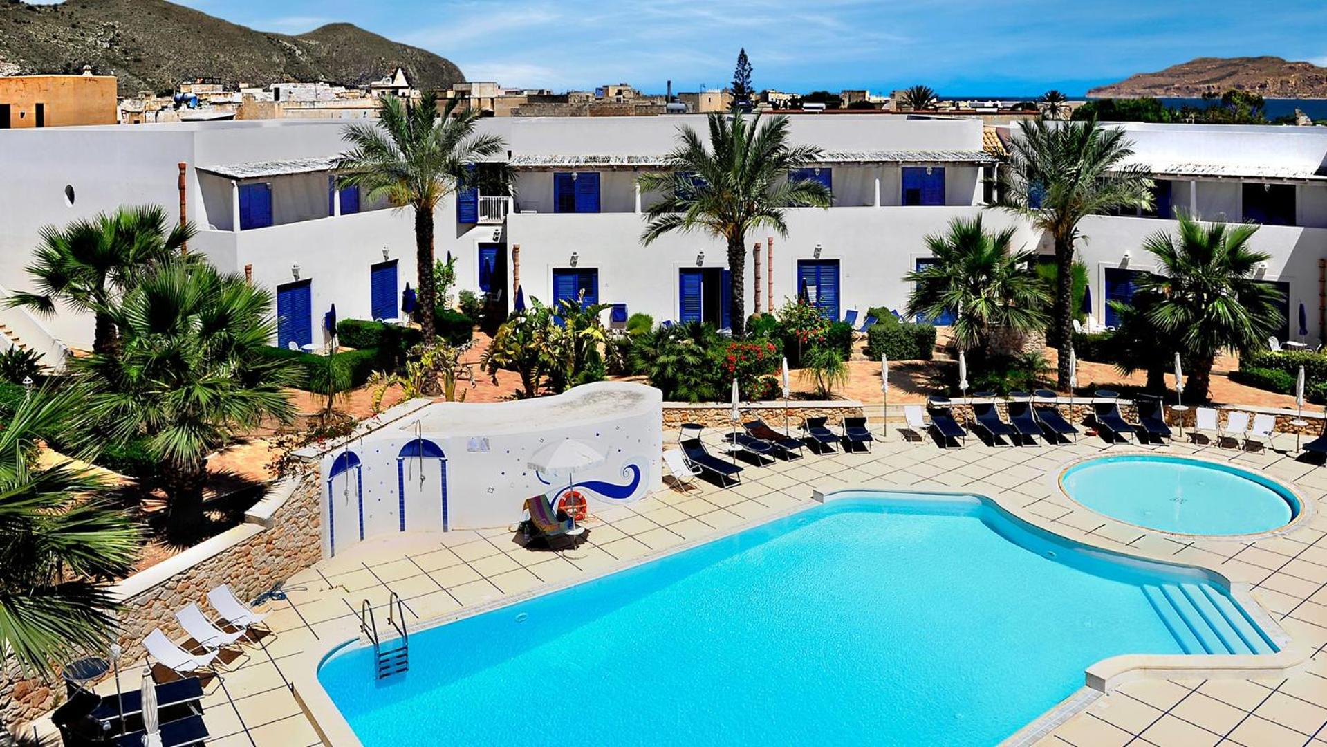Cala La Luna 4* Ilha de Favignana